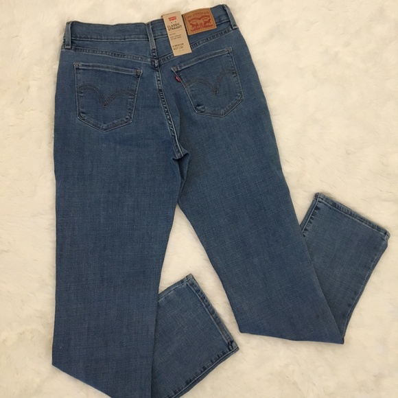 Levi's Classic Straight Hypersoft Jeans 27 x 30 - Picture 4 of 5